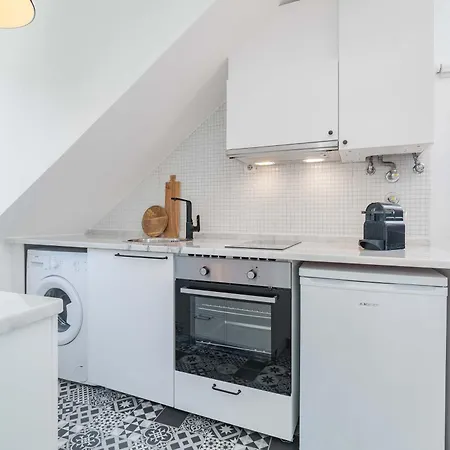 Alcantara 1br With Terrace & View * Lisboa