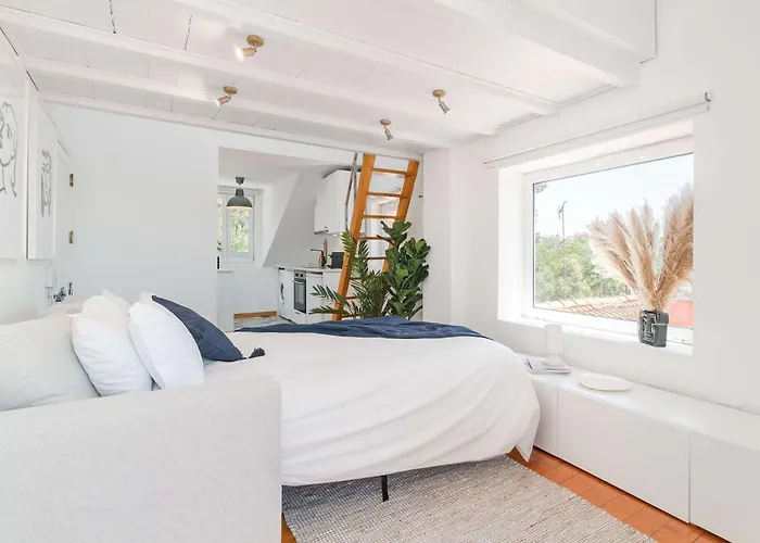 公寓 Alcantara 1br With Terrace & View