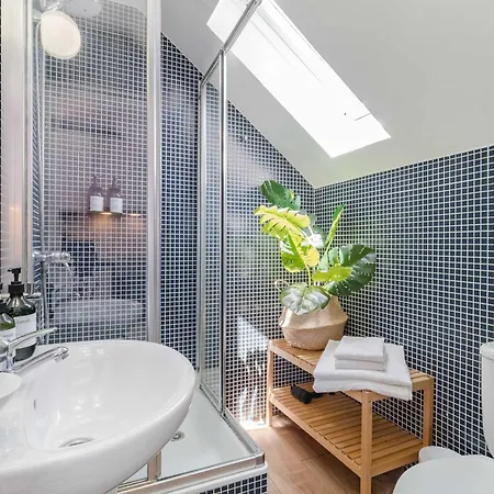 Alcantara 1br With Terrace & View *