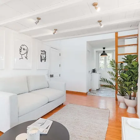 아파트 Alcantara 1br With Terrace & View 리스본